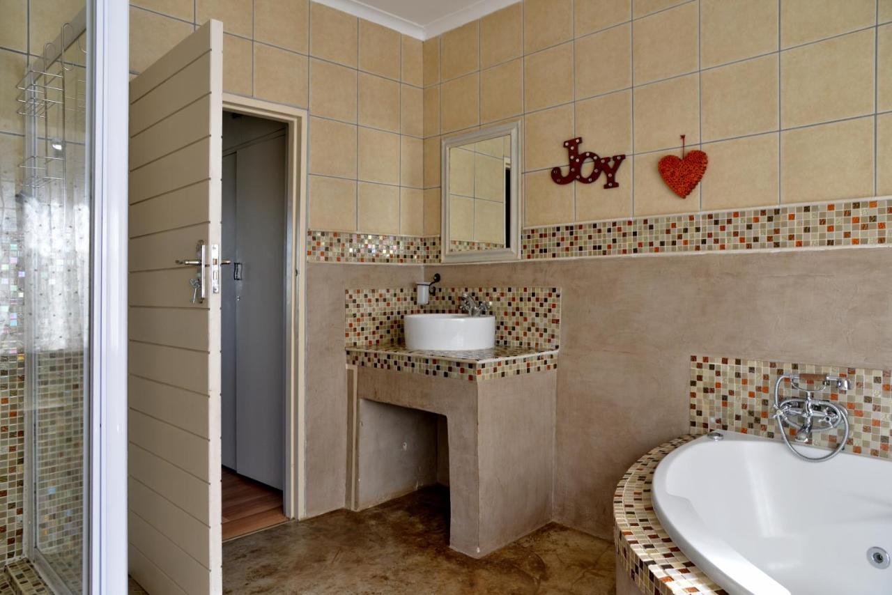 Annie'S Boutique Guesthouse And Garden Spa Hartbeespoort Eksteriør billede