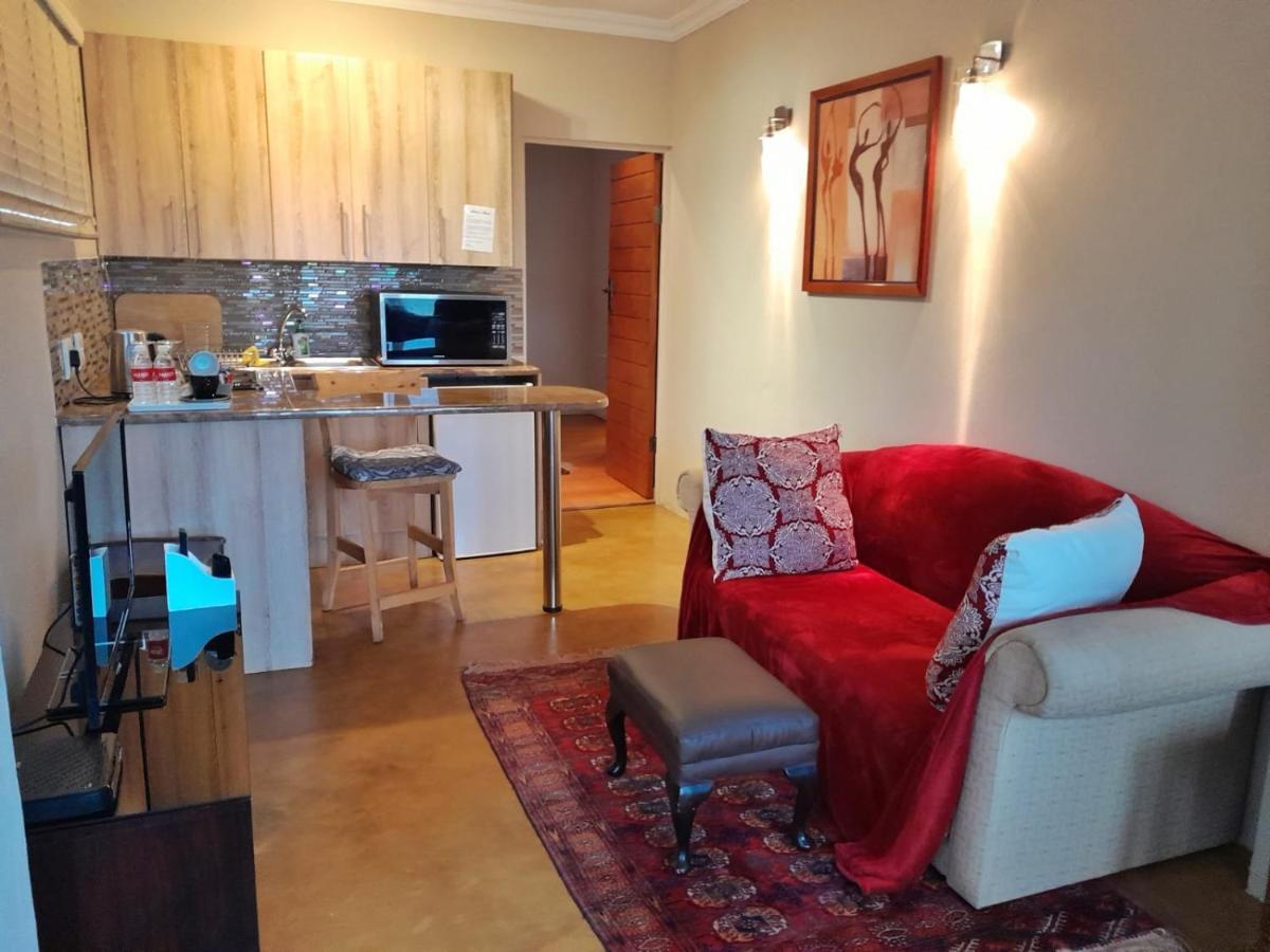 Annie'S Boutique Guesthouse And Garden Spa Hartbeespoort Eksteriør billede