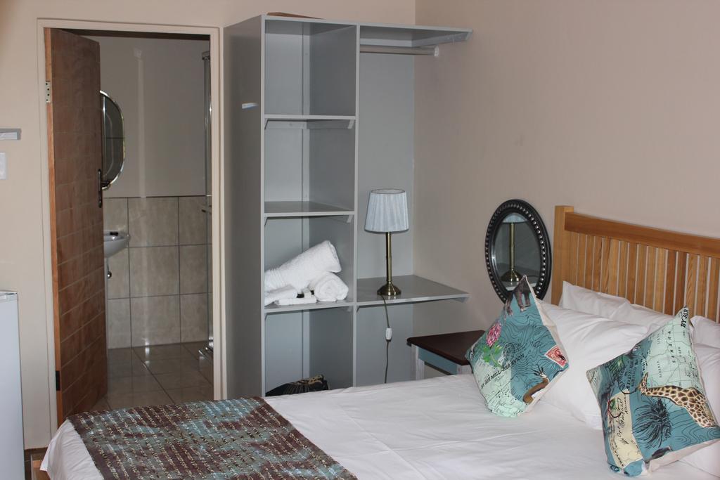 Annie'S Boutique Guesthouse And Garden Spa Hartbeespoort Eksteriør billede