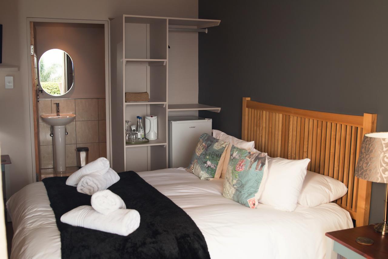Annie'S Boutique Guesthouse And Garden Spa Hartbeespoort Eksteriør billede