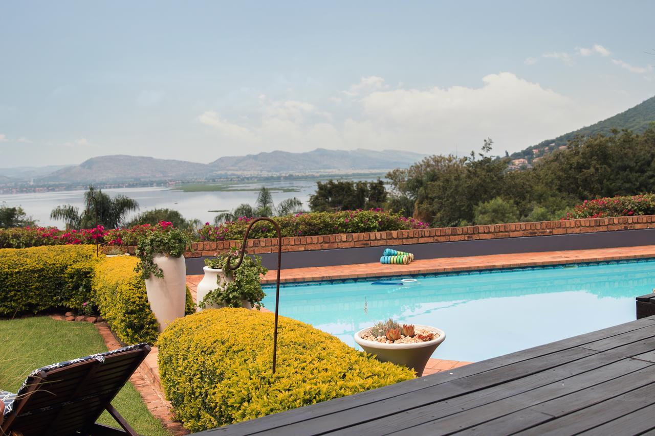 Annie'S Boutique Guesthouse And Garden Spa Hartbeespoort Eksteriør billede